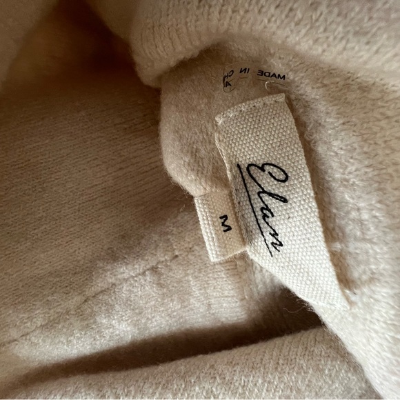 Asymmetrical Sweater - Picture 10 of 10